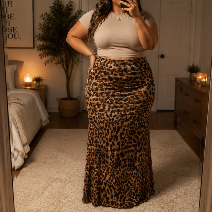 Velora – Women's Curvy-Fit Leopard Print Maxi Skirt